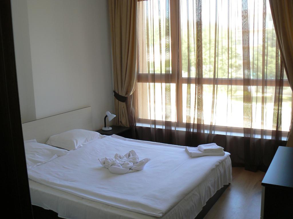 Cabacum Beach Private Apartaments Golden Sands Bagian luar foto